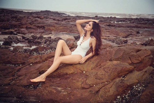 Pooja Chopra Instagram Photos